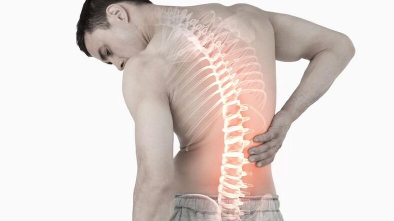 Causes of back pain in the crucifixion